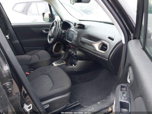 ZACCJABT9GPC50171 Jeep Renegade Latitude