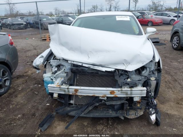 1FA6P0H70G5105051 Ford FUSION SE