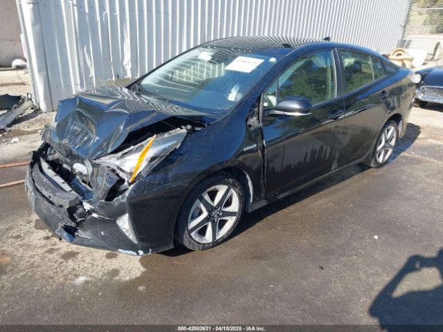 JTDKARFU6G3000372 Toyota Prius Three Touring