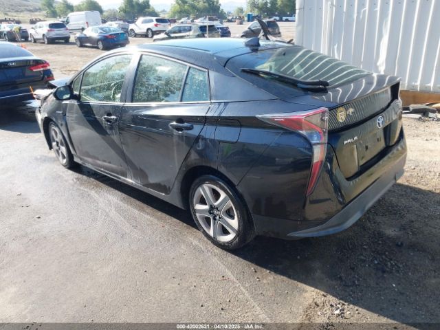 JTDKARFU6G3000372 Toyota Prius Three Touring