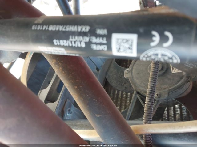 2013 POLARIS RZR 4XAVH57A8DB141619 Photo 8