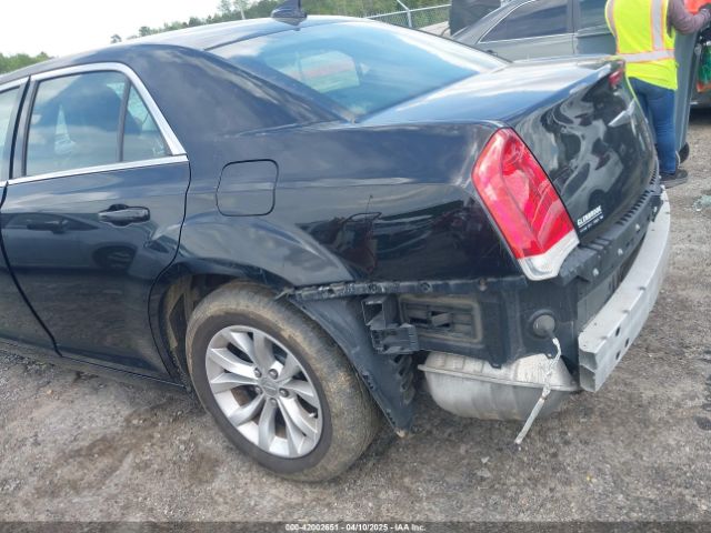 2C3CCAAG0FH830069 Chrysler 300 Limited