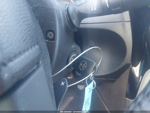 5YFBURHEXHP607459 Toyota COROLLA SE