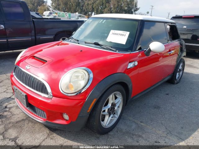 2010 MINI COOPER S WMWMF7C53ATZ68901 Photo 1