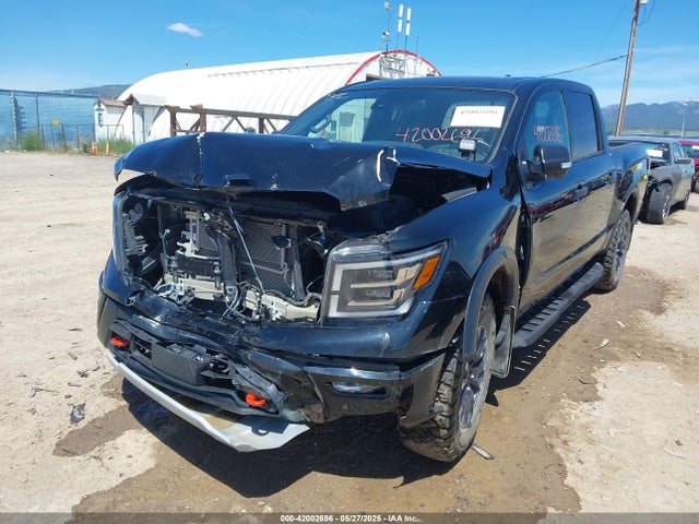 1N6AA1ED8PN111361 Nissan Titan Pro-4x 4x4