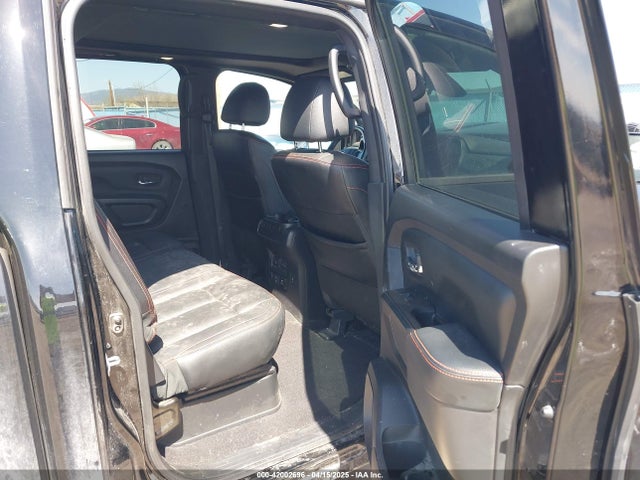 1N6AA1ED8PN111361 Nissan Titan Pro-4x 4x4