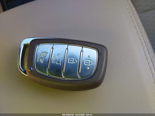 KM8J33AL4KU991829 Hyundai TUCSON SEL