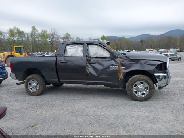 3C6UR5CJ1HG670938 RAM 2500 Tradesman  4x4 6'4 Box