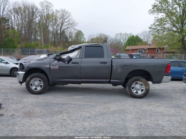 3C6UR5CJ1HG670938 RAM 2500 Tradesman  4x4 6'4 Box