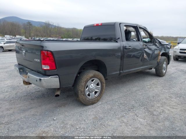 3C6UR5CJ1HG670938 RAM 2500 Tradesman  4x4 6'4 Box