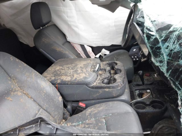 3C6UR5CJ1HG670938 RAM 2500 Tradesman  4x4 6'4 Box