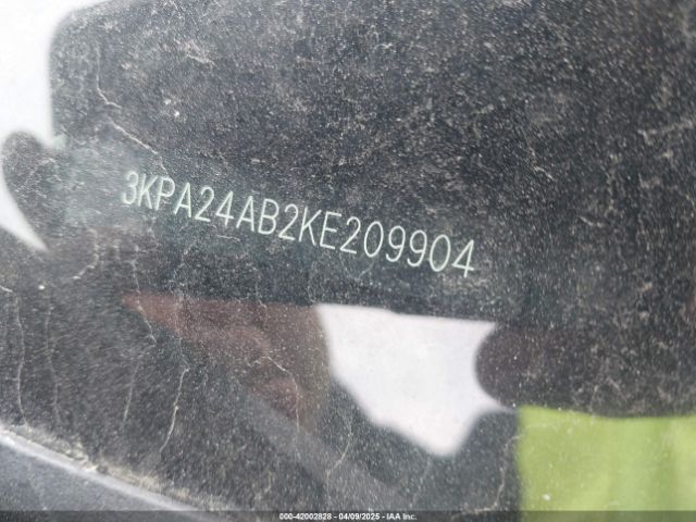 3KPA24AB2KE209904 KIA RIO S