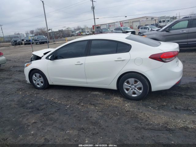 3KPFK4A78JE189304 KIA FORTE LX