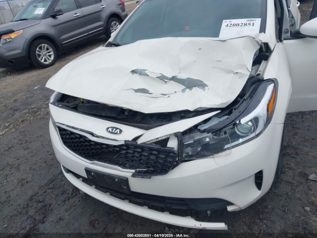 3KPFK4A78JE189304 KIA FORTE LX