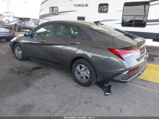 KMHLL4DG6SU934111 Hyundai ELANTRA SE