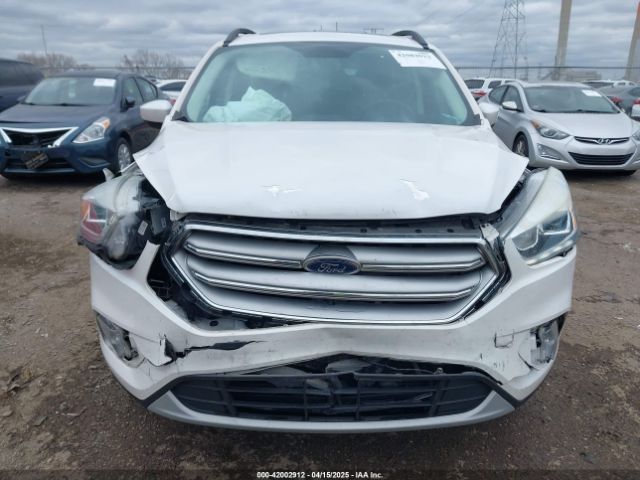 1FMCU9GDXHUB98553 Ford ESCAPE SE