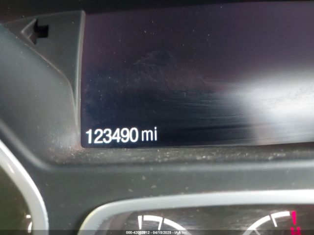 1FMCU9GDXHUB98553 Ford ESCAPE SE