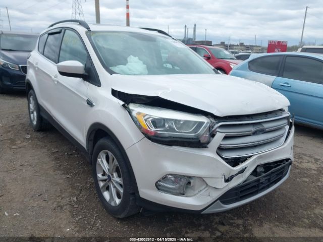 1FMCU9GDXHUB98553 Ford ESCAPE SE