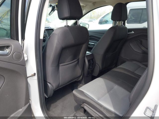 1FMCU9GDXHUB98553 Ford ESCAPE SE