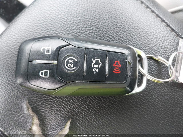 3FA6P0RU0GR397687 Ford Fusion Hybrid Titanium