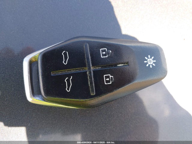 Fisker Ocean One 2023 VCF1ZBU21PG003105 Image 11