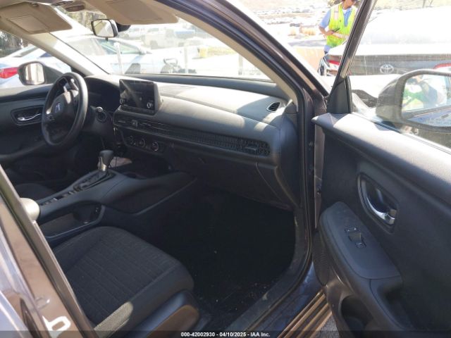 3CZRZ2H38RM776209 Honda Hr-v Awd Lx