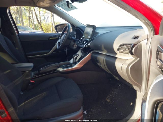 JA4ATVAA2NZ028668 Mitsubishi Eclipse Cross Le S-awc