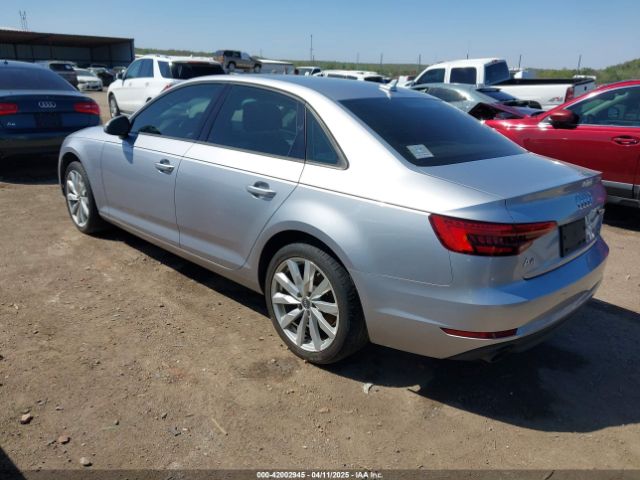 2017 AUDI A4 WAUGMAF46HN045572 Photo 2