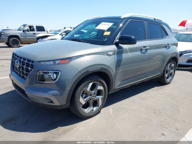 KMHRC8A3XNU182050 Hyundai Venue Limited