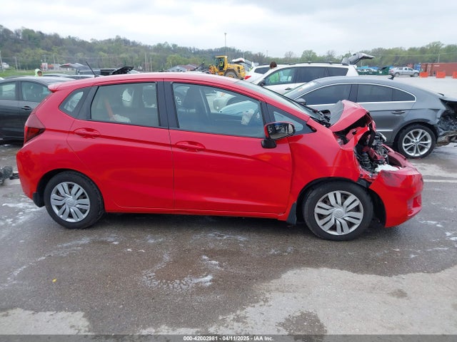 JHMGK5H59GS008911 Honda FIT LX