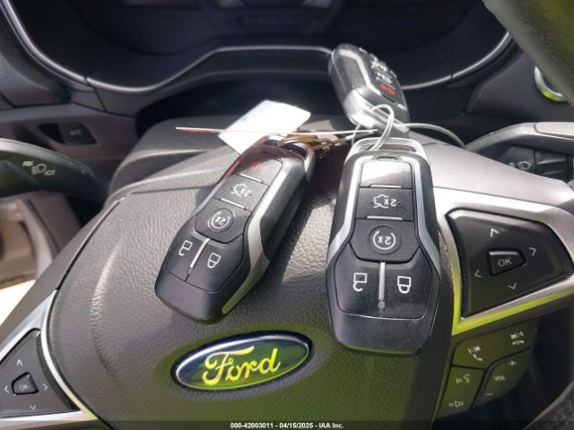 3FA6P0SU3FR114739 Ford Fusion Energi Titanium