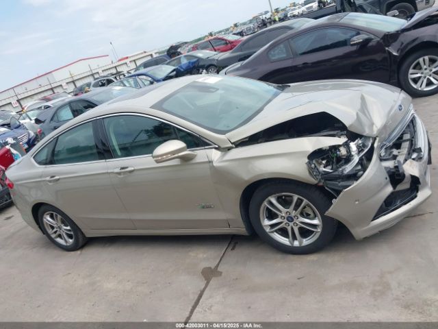 3FA6P0SU3FR114739 Ford Fusion Energi Titanium