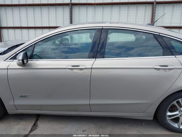 3FA6P0SU3FR114739 Ford Fusion Energi Titanium