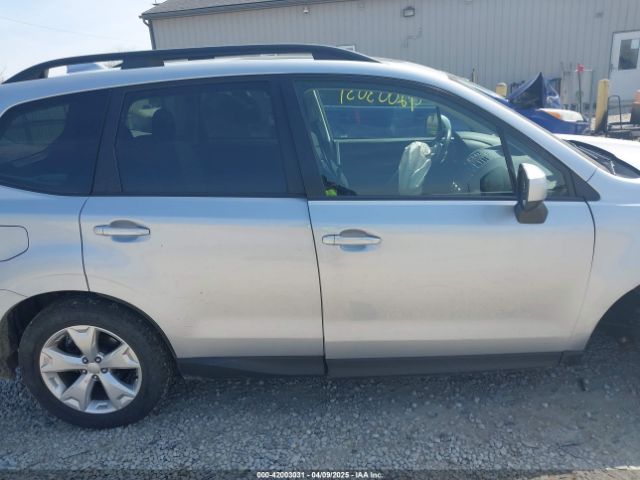 JF2SJADC0GH544849 Subaru Forester 2.5i Premium