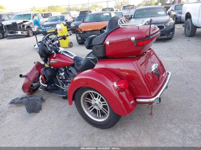 2022 HARLEY-DAVIDSON FLHTCUTG 1HD1MAF13NB856028 Photo 2