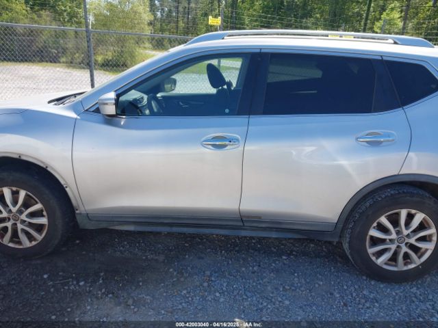 KNMAT2MT6JP563980 Nissan ROGUE SV