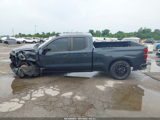 1GCRWBEH5KZ300390 Chevrolet Silverado 1500 Custom