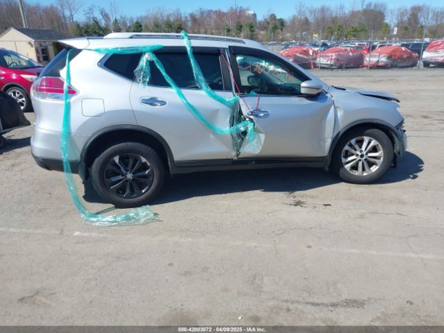KNMAT2MV8GP654453 Nissan ROGUE SV