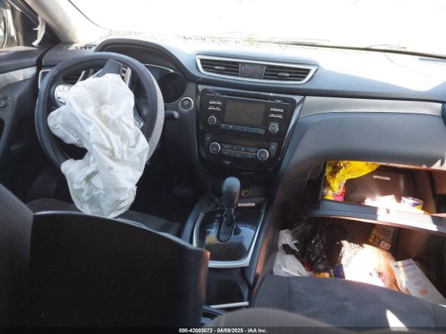 KNMAT2MV8GP654453 Nissan ROGUE SV