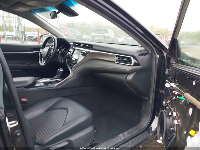 4T1B11HK8JU519613 Toyota CAMRY SE