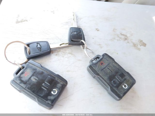 3GCUKREH9EG313565 Chevrolet Silverado 1500 1lt/2lt