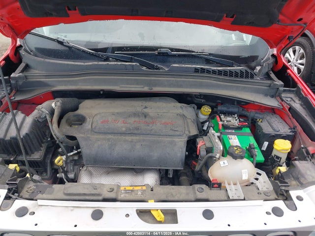 ZACCJADBXJPH12121 Jeep Renegade Limited Fwd