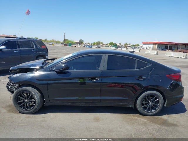 KMHD84LF4KU742734 Hyundai ELANTRA SEL