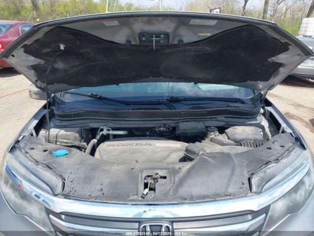5FNYF6H17GB086601 Honda PILOT LX