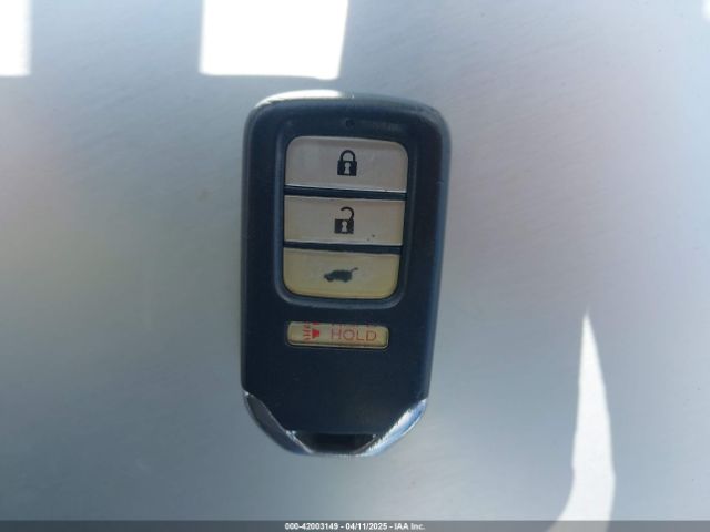 5FNYF6H17GB086601 Honda PILOT LX