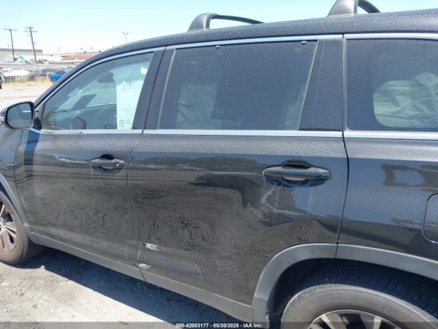 5TDZZRFH2KS300573 Toyota Highlander Le Plus