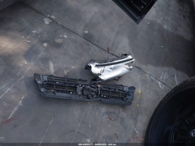 5TDZZRFH2KS300573 Toyota Highlander Le Plus