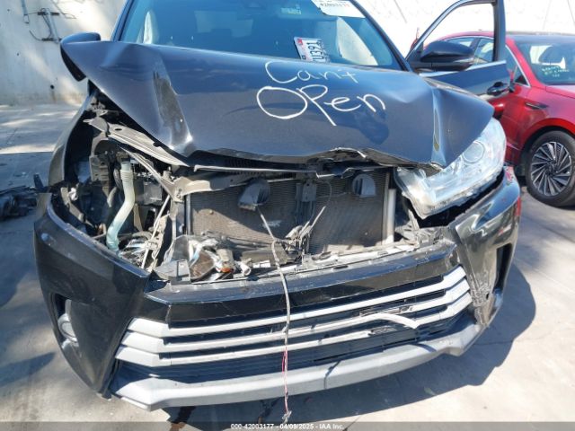 5TDZZRFH2KS300573 Toyota Highlander Le Plus