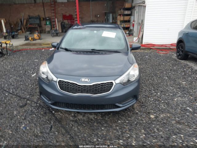 KNAFK4A69G5560835 KIA FORTE LX