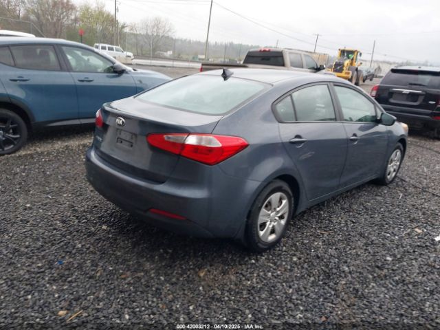 KNAFK4A69G5560835 KIA FORTE LX